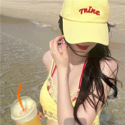 好朋友雪中欢聚